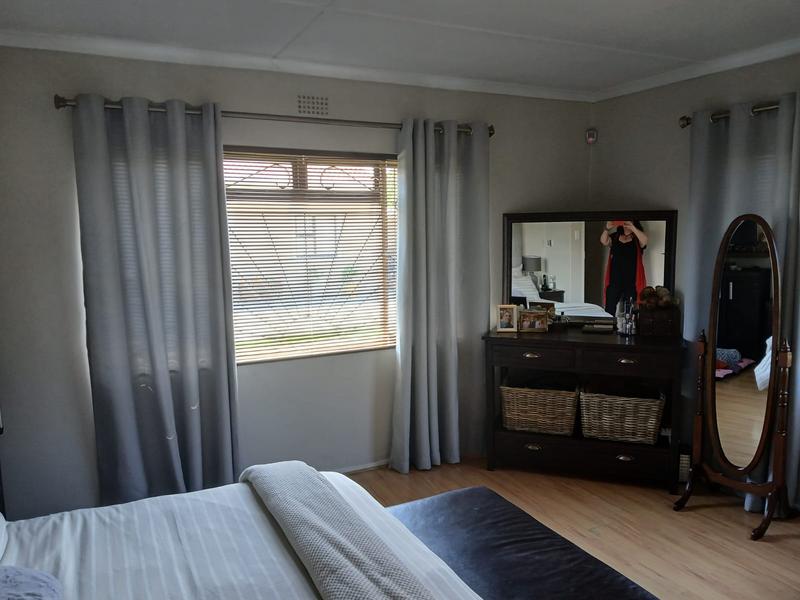 4 Bedroom Property for Sale in Rustdal Western Cape